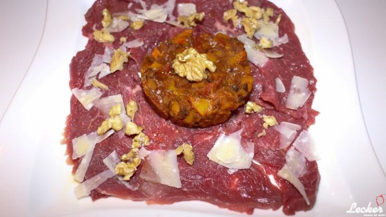 Carpaccio mit Kürbis-Tomaten Chutney