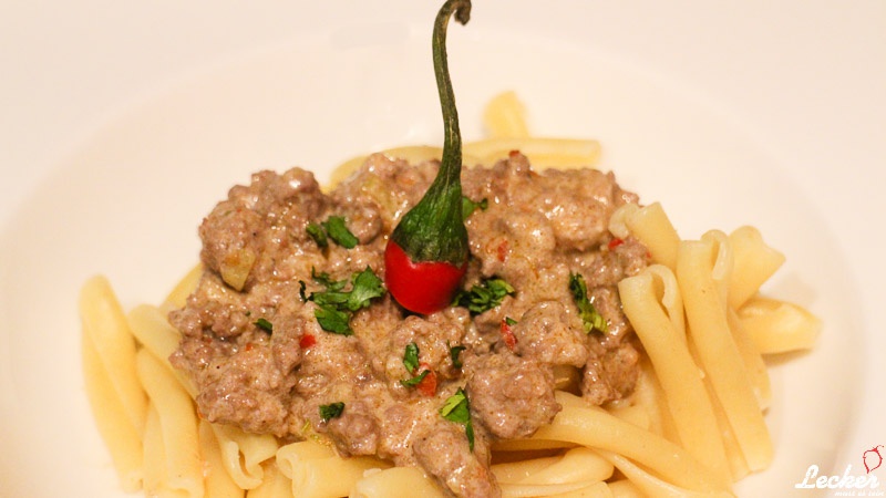 Thai-Bolognese mit Kokosmilch