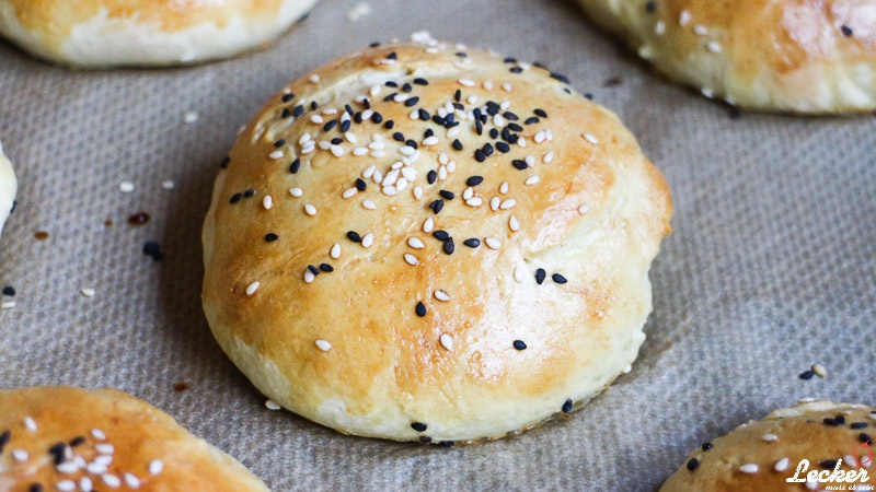 Mein Burger Bun Rezept - fertige Buns