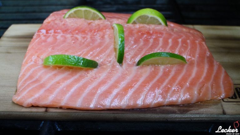 Ingwer-Limetten-Lachs auf der Planke - roh