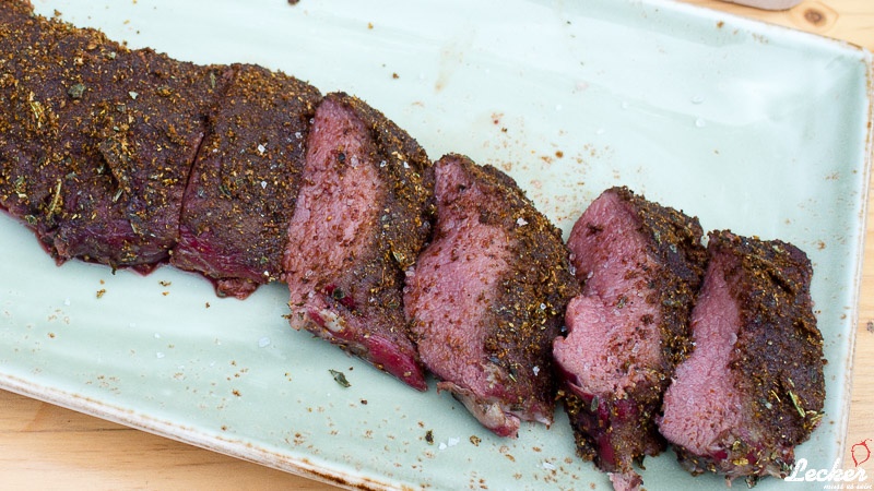lecker_muss_es_sein_08_2016_Rosa-Gegrillter-Rehrücken-vom-Grill-5