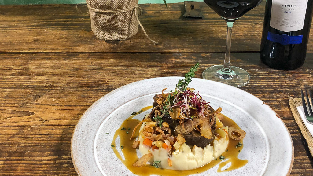 Gallo Family Vineyards meets Chefkoch - Ochsenbacke mit Selleriepüree, lecker Sößchen und frittierten Schalotten