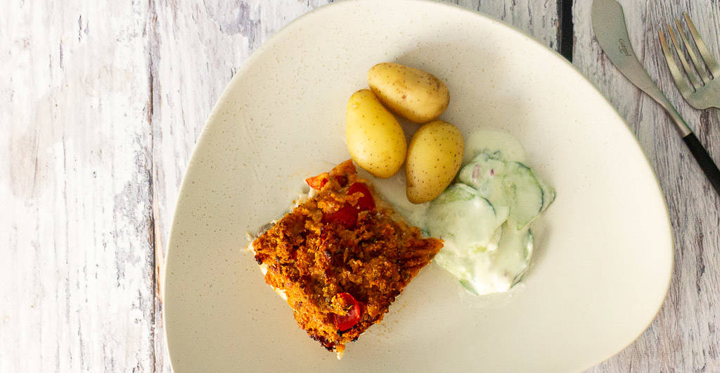 Seelachs aus dem Backofen mit Tomatenkräuterkruste