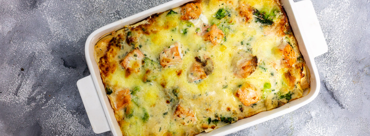 Cremige Brokkoli-Lachs-Lasagne