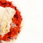 Rote-Bete-Risotto-mit-Skrei-Loin-und-Meerrettichschaum