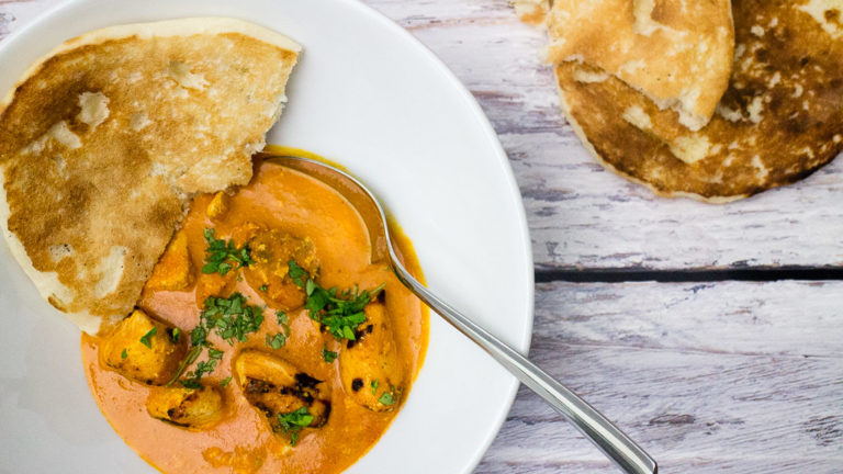 Chicken tikka masala – Hähnchen in cremiger Tomaten-Curry-Sauce