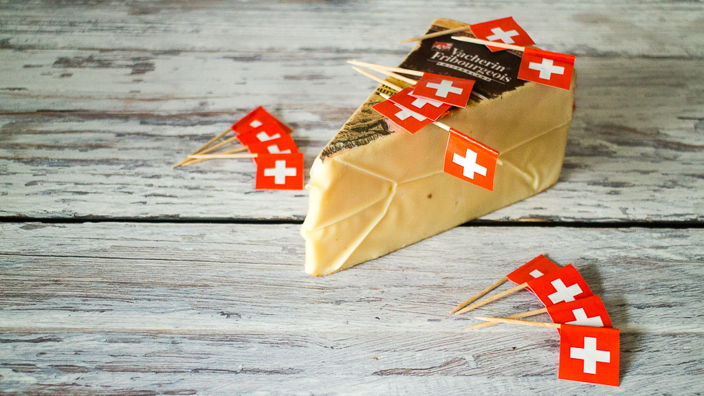 Schweizer Käsenudeln Rezept aka Schweizer Mac &amp; Cheese